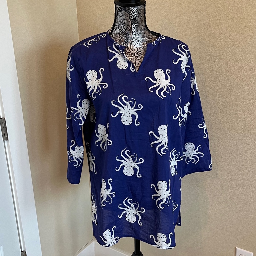 Charlie Paige Vibrant Blue Octopus Print Cotton Top Size Small